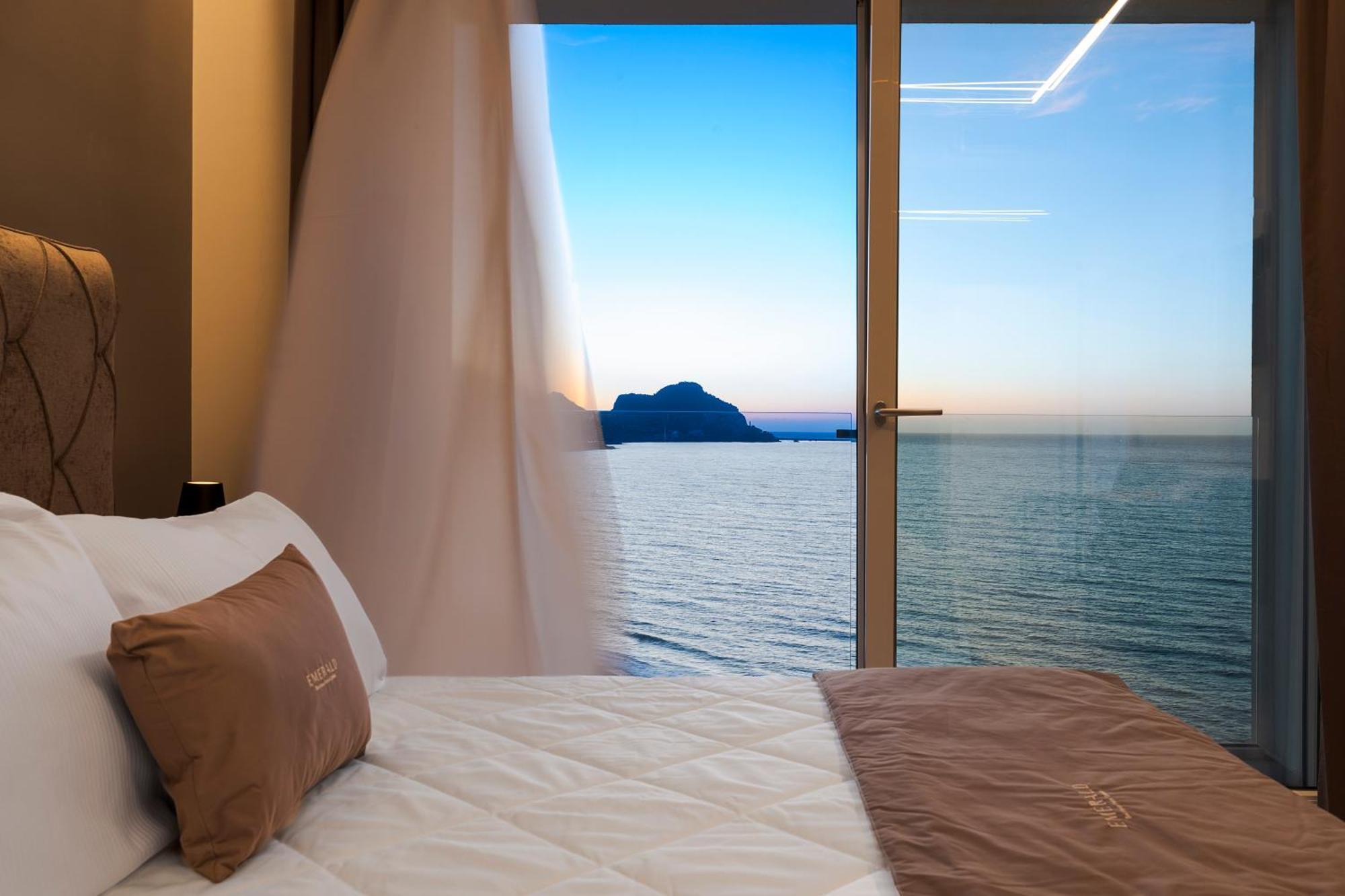 Emerald Hotel Residence Cefalu Exterior photo
